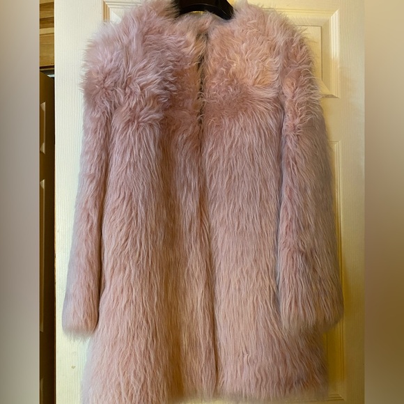 Authentic Celine three quarter crew neck coat in shearling.  Worn once. - Picture 5 of 14